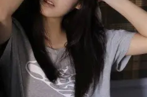 人设崩塌！白冰公益装大方背地里偷逃税款藏猫腻