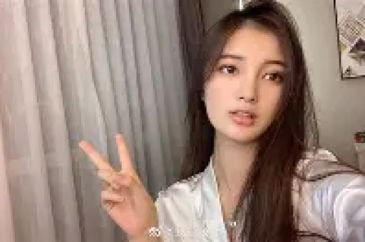 知名演员被曝出轨！恋爱13年有8年脚踏两条船
